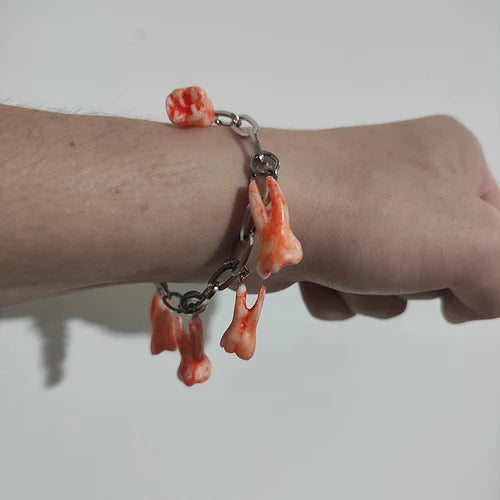 bracelet-horrible