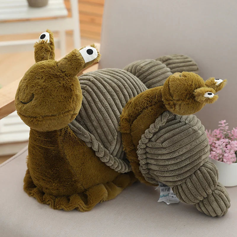 peluche-forme-escargot-moche