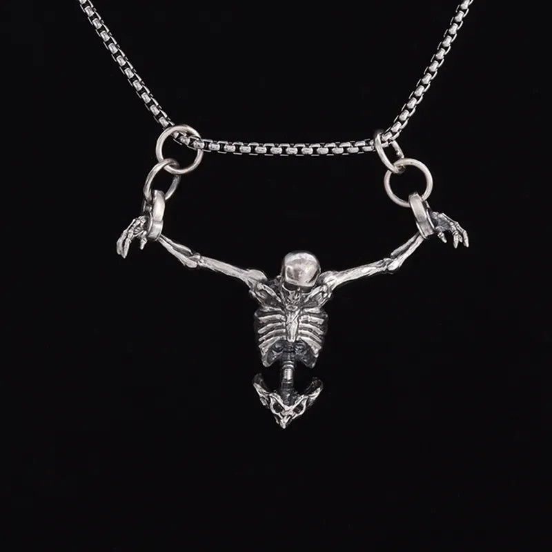 collier-horrible